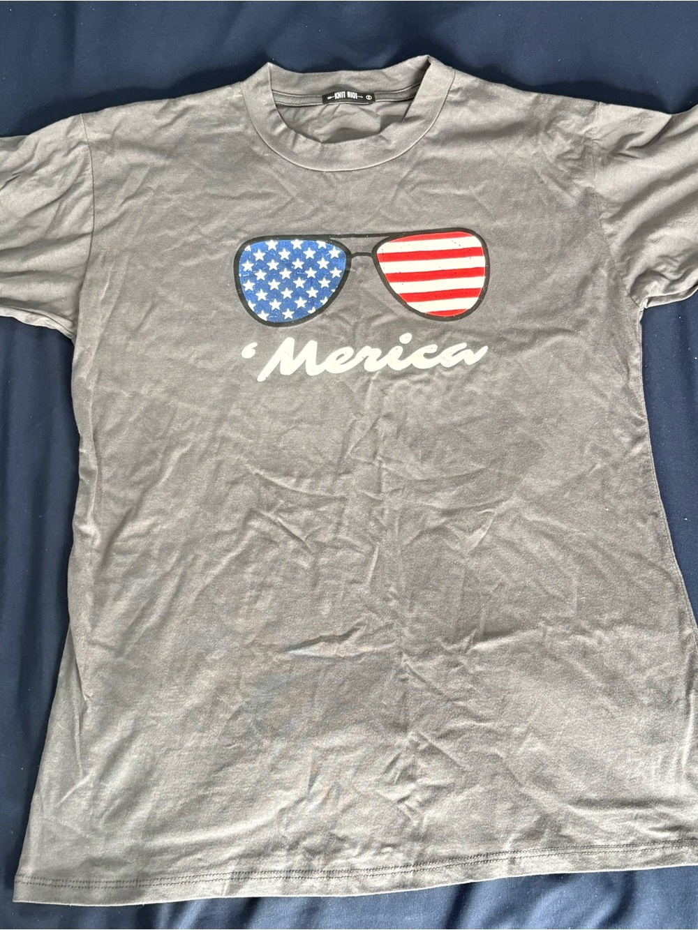 Gray 'Merica Graphic Short-Sleeve Tee by Knit Riot.